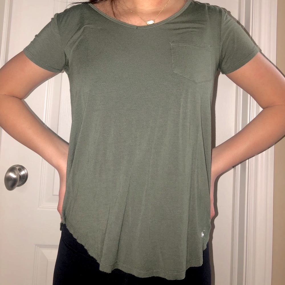 Women’s Hollister V-Neck Tee